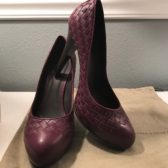 Elegant Bottega Veneta Burgundy Leather Pumps. EUR39 - Picture 3 of 11